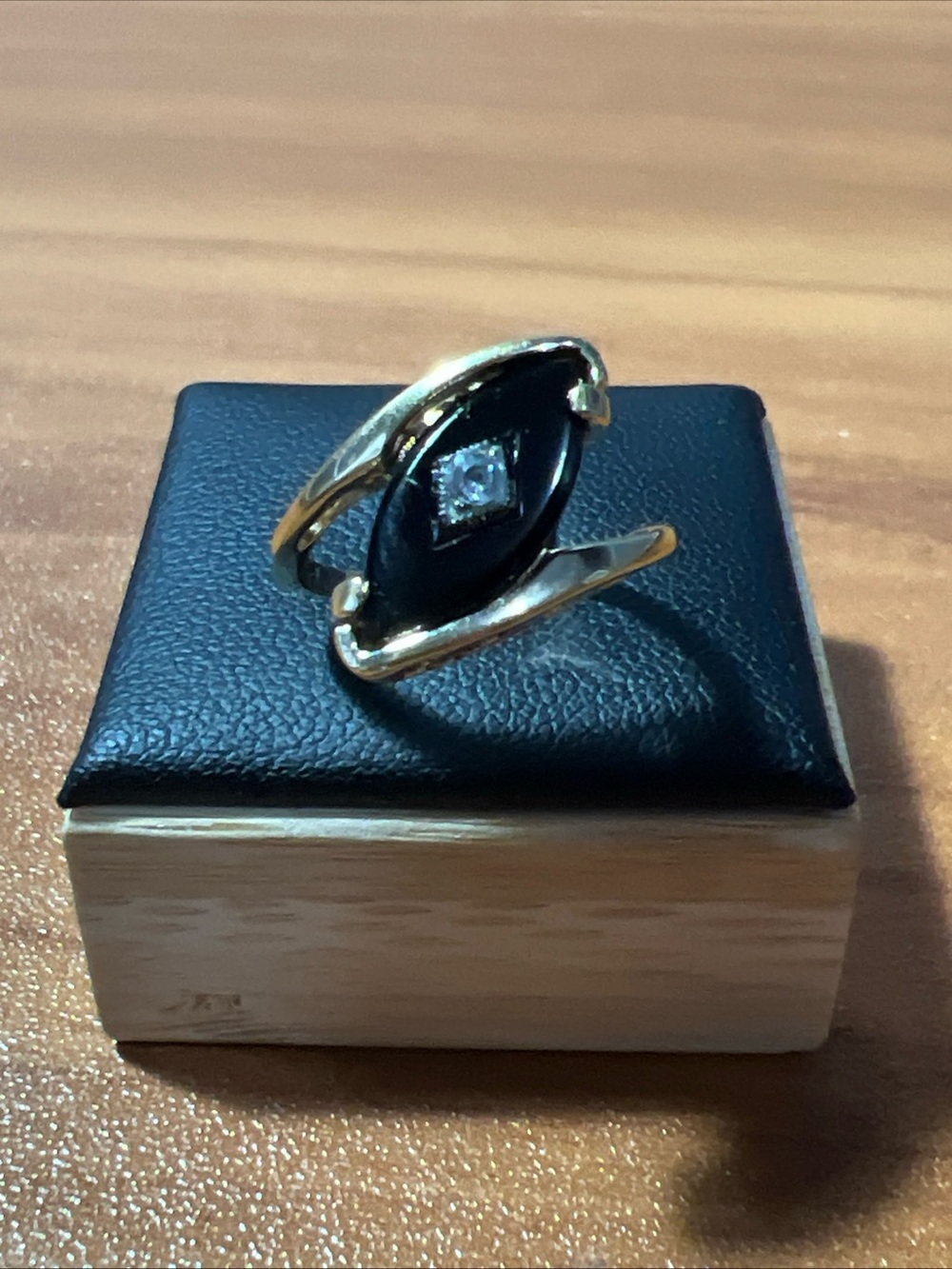 Ladies Marquise-cut Black Onyx 14K GE Yellow Gold Ring Size 5